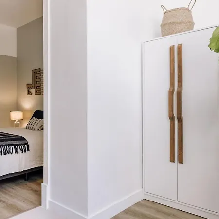 Uere - 1 Bedroom In Avenidas Novas דירה *