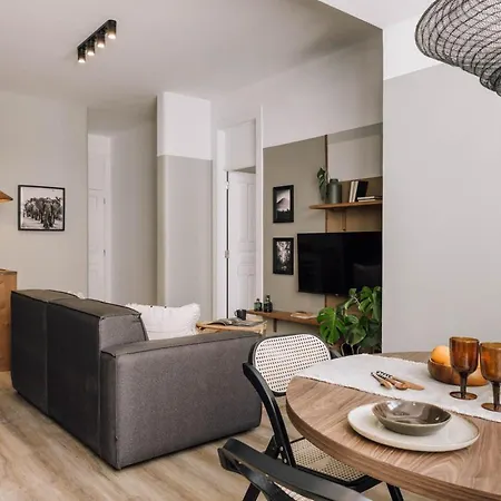 Uere - 1 Bedroom In Avenidas Novas * ליסבון